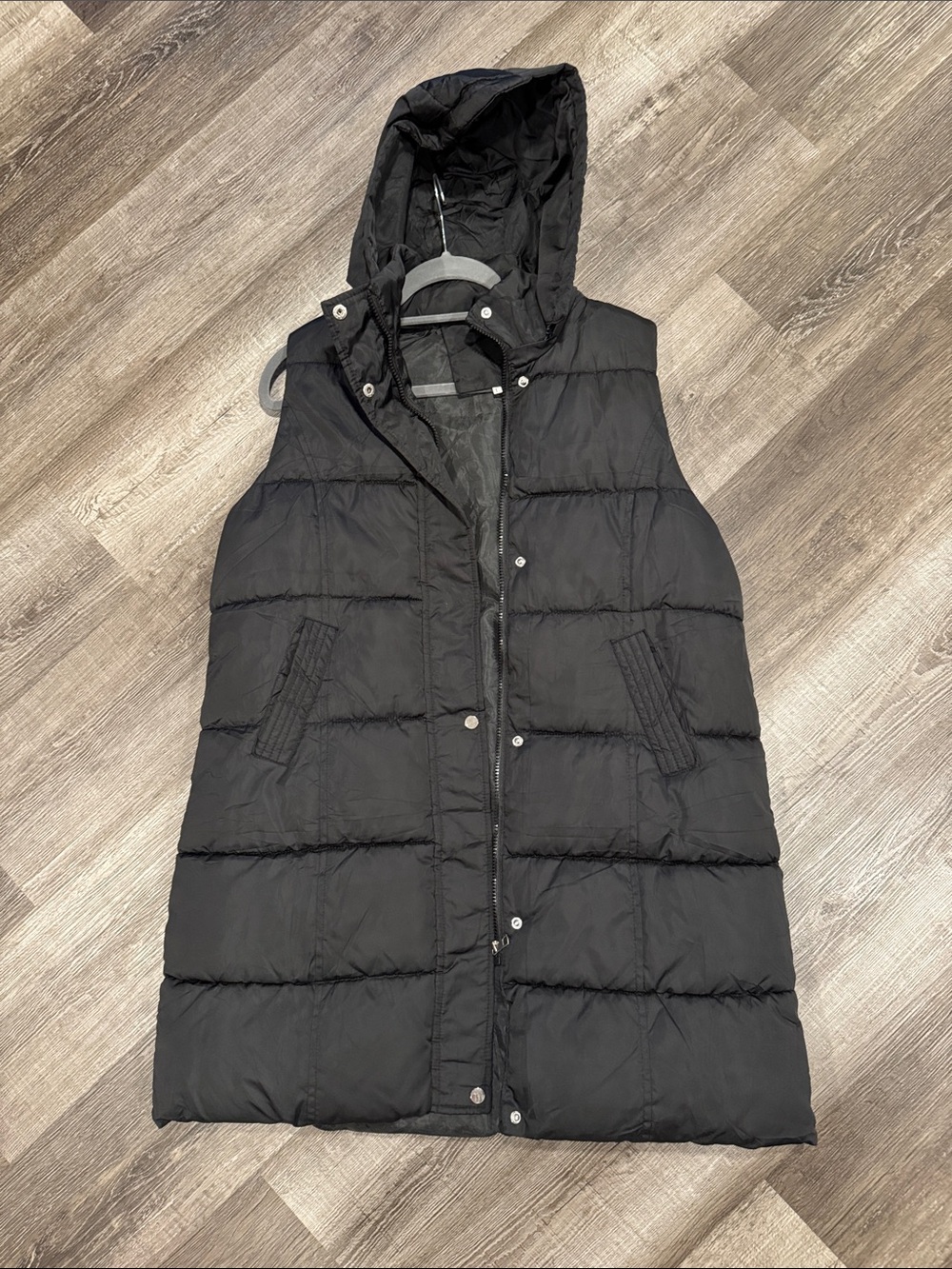 Women's Black Hooded Quilted Puffer Vest
